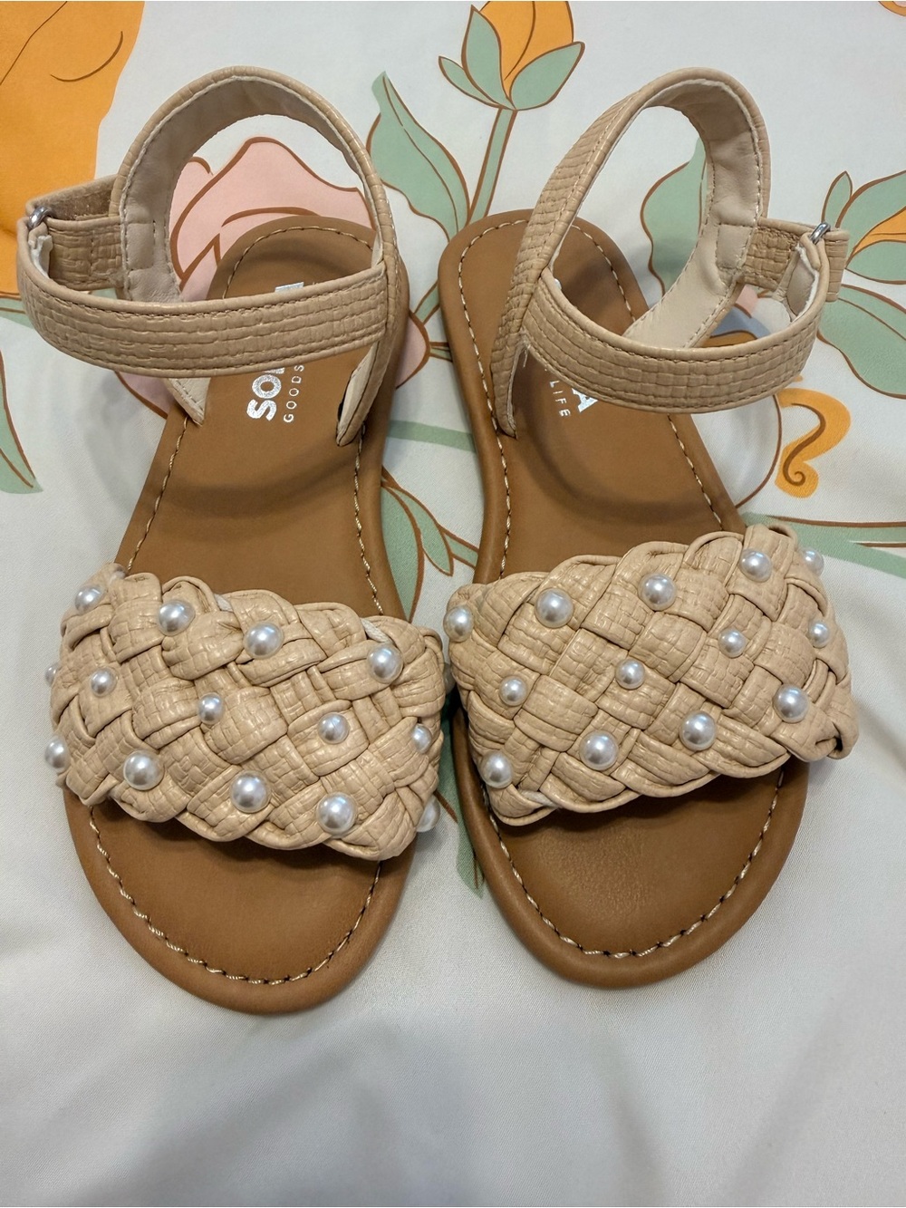 NWOT Girls Beige Pearl-Embellished Braided Sandals